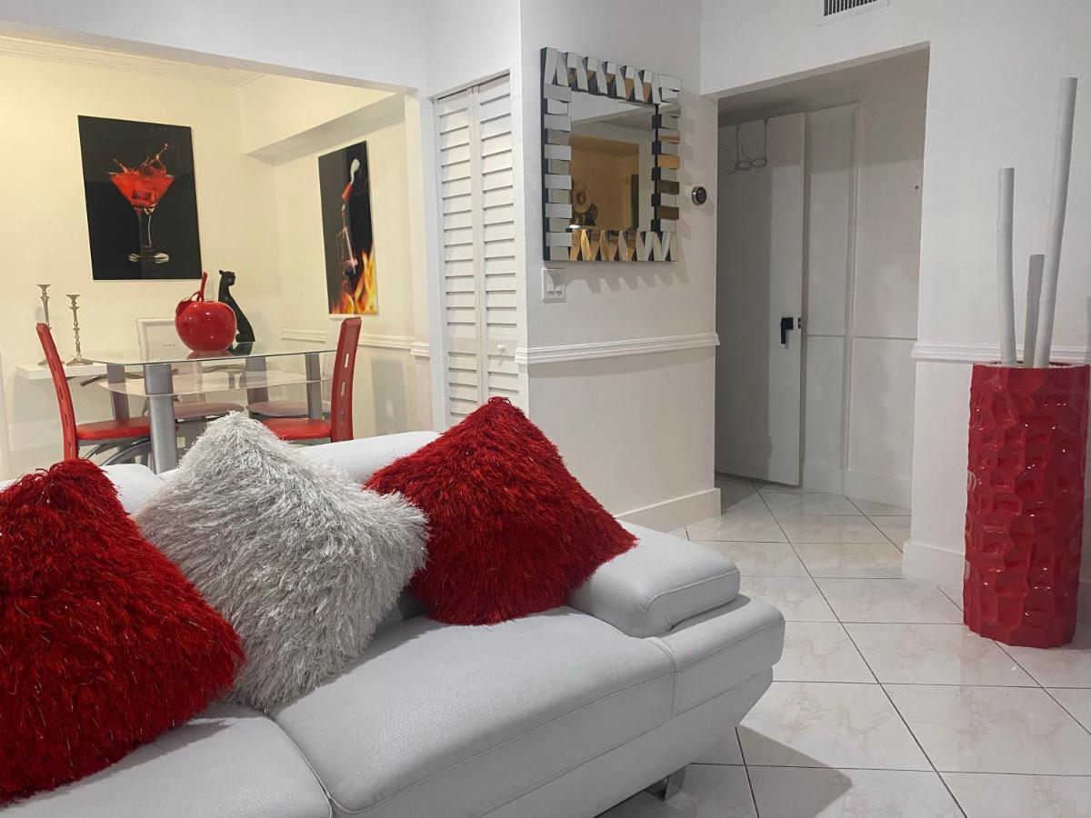 Apartament Beautiful House 7 Min From Miami Airport W Free Parking Zewnętrze zdjęcie