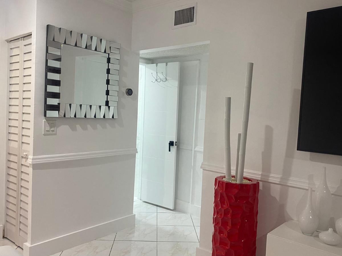 Apartament Beautiful House 7 Min From Miami Airport W Free Parking Zewnętrze zdjęcie